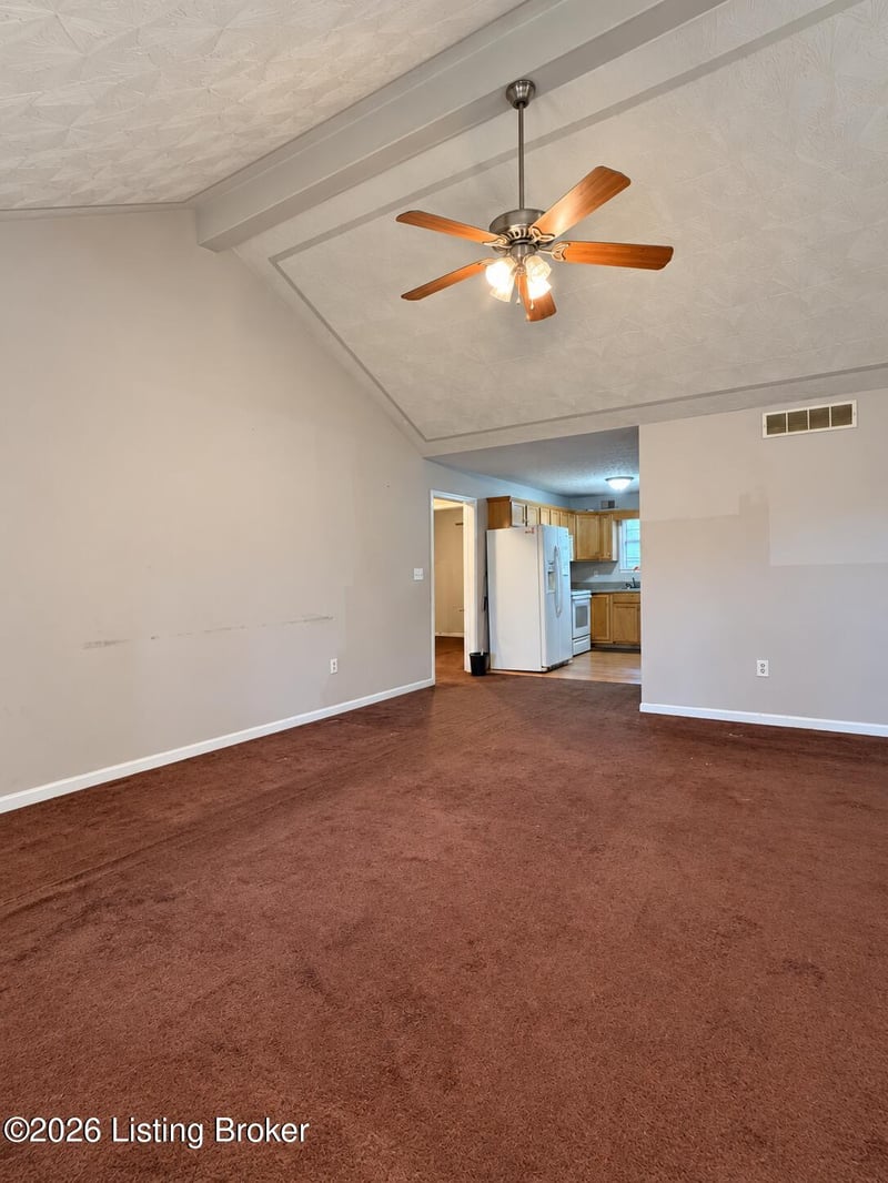 7240 Strive Ln, Louisville, KY 40258