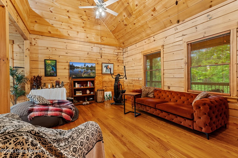 725 Pryors Fork Rd, Bedford, KY 40006