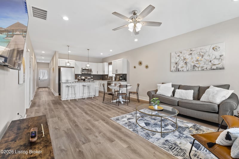 726 Veronica Pl, Jeffersonville, IN 47130
