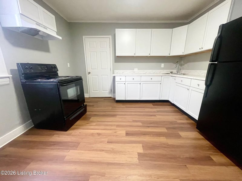 727 Louis Coleman Jr Dr, Louisville, KY 40211