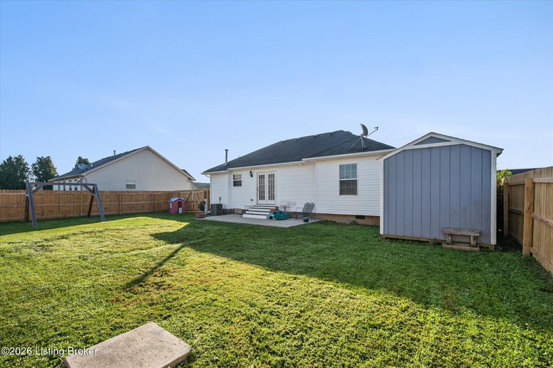 729 Oak Grove Blvd, Shepherdsville, KY 40165