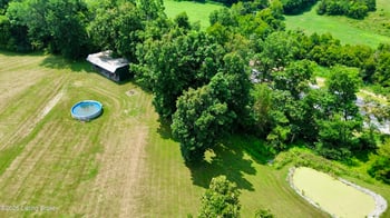 7296 Bardstown Rd, Springfield, KY 40069