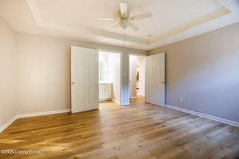 7302 Fox Hollow Way, Louisville, KY 40228