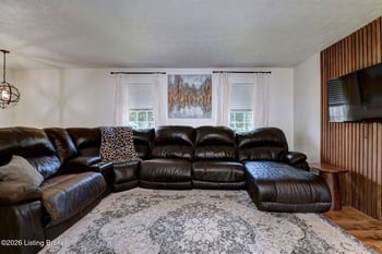 7307 Sideoats Dr, Crestwood, KY 40014