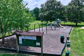 7307 Sideoats Dr, Crestwood, KY 40014