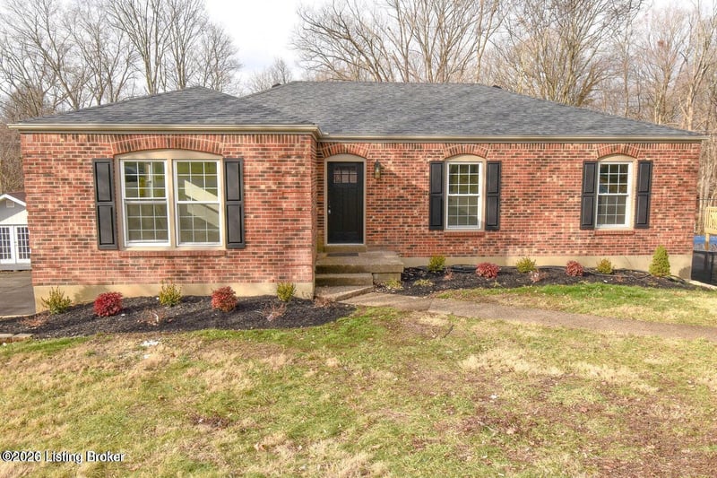 7308 Bluffington Rd, Louisville, KY 40291