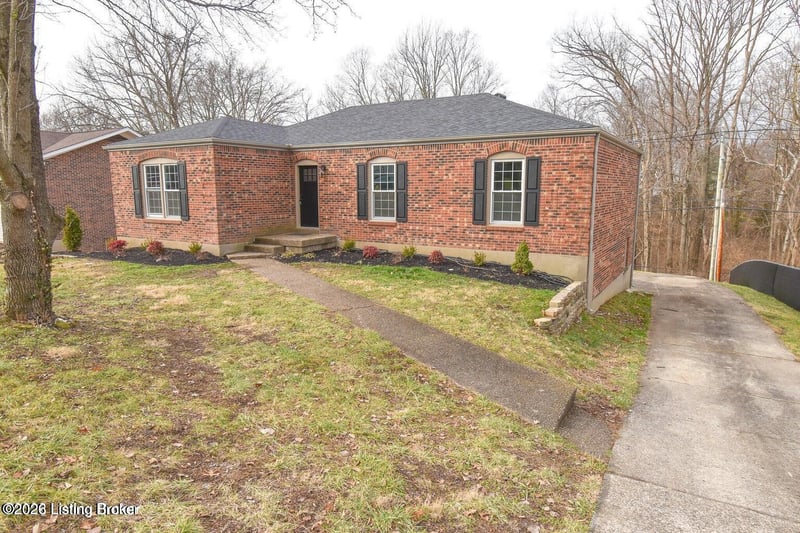 7308 Bluffington Rd, Louisville, KY 40291