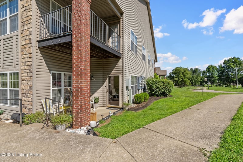 7315 St Andrews Woods Cir #103, Louisville, KY 40214