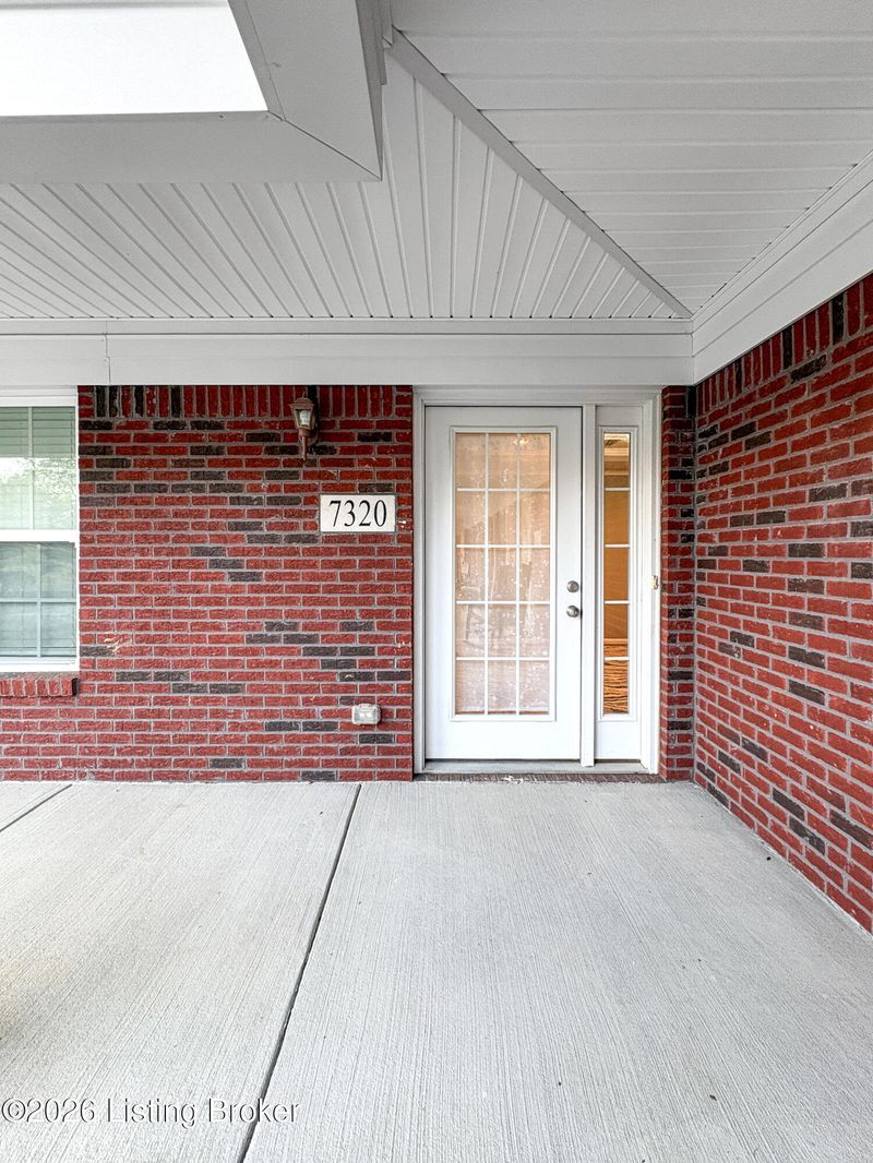 7320 Fox Hollow Way #7320, Louisville, KY 40228