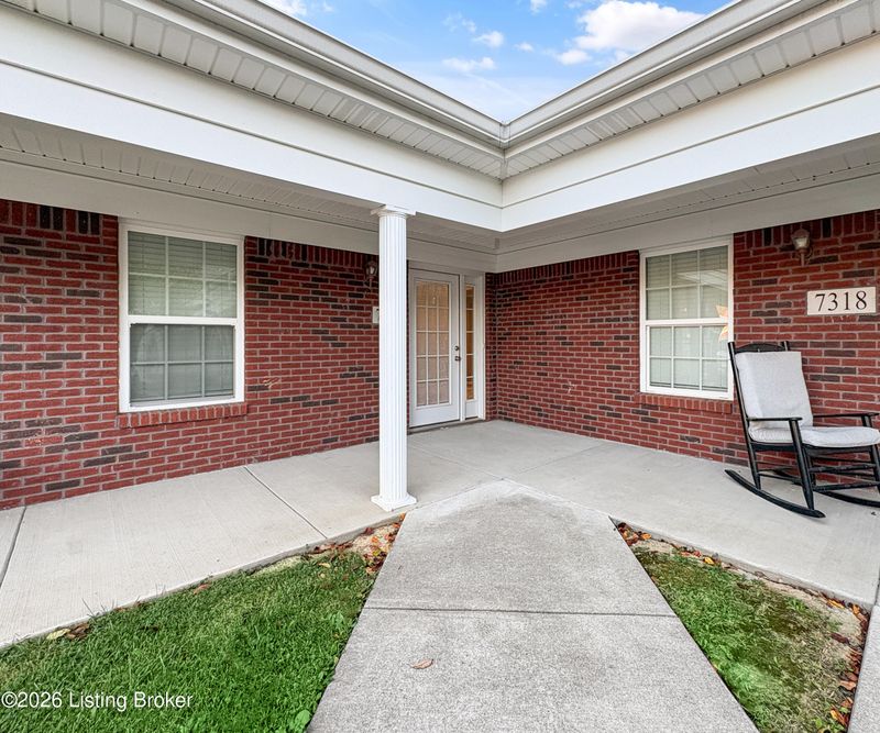 7320 Fox Hollow Way #7320, Louisville, KY 40228