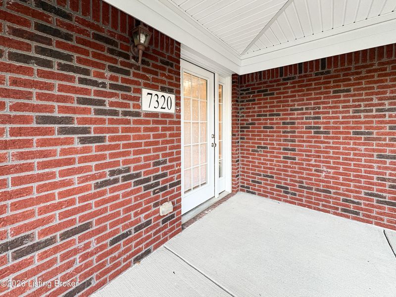 7320 Fox Hollow Way #7320, Louisville, KY 40228