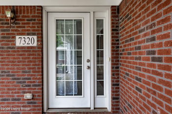 7320 Fox Hollow Way, Louisville, KY 40228