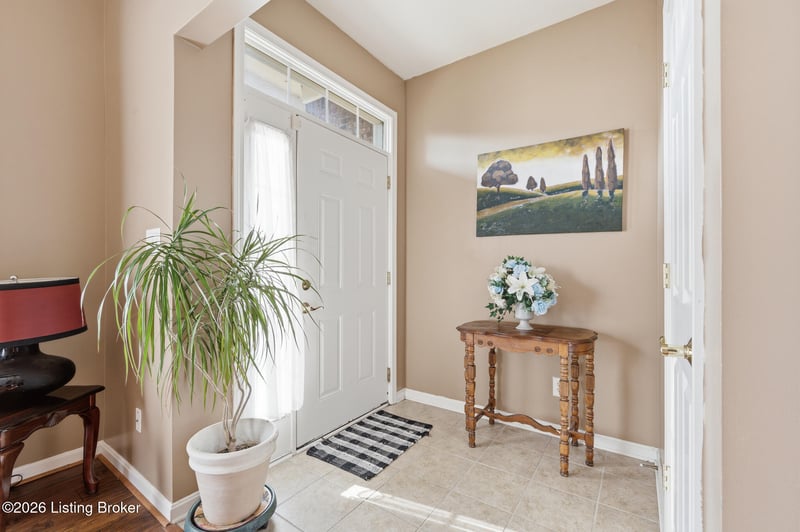 7321 Rivers End Cir, Louisville, KY 40258