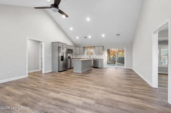 7323 Browns Ln, Louisville, KY 40258