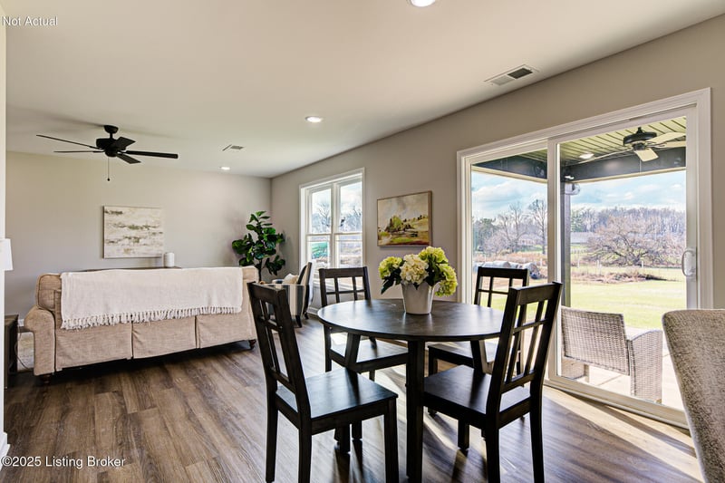 7323 Jacks Ldg, Louisville, KY 40291