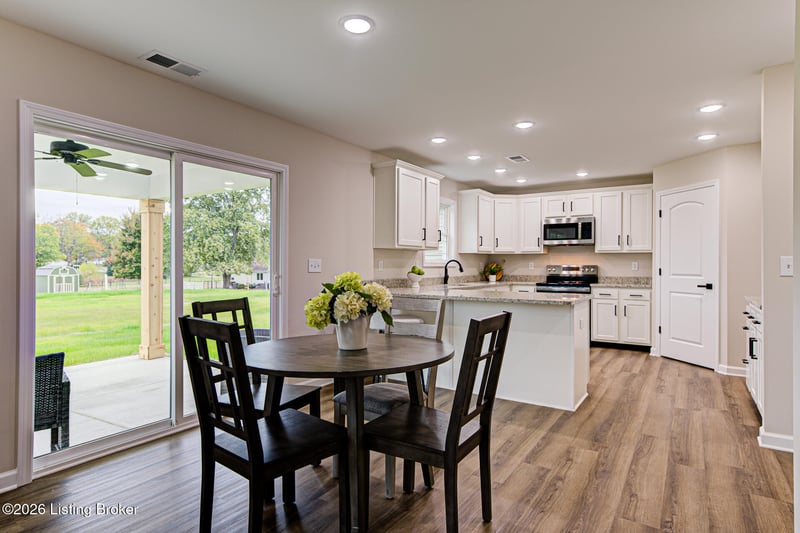 7323 Jacks Ldg, Louisville, KY 40291