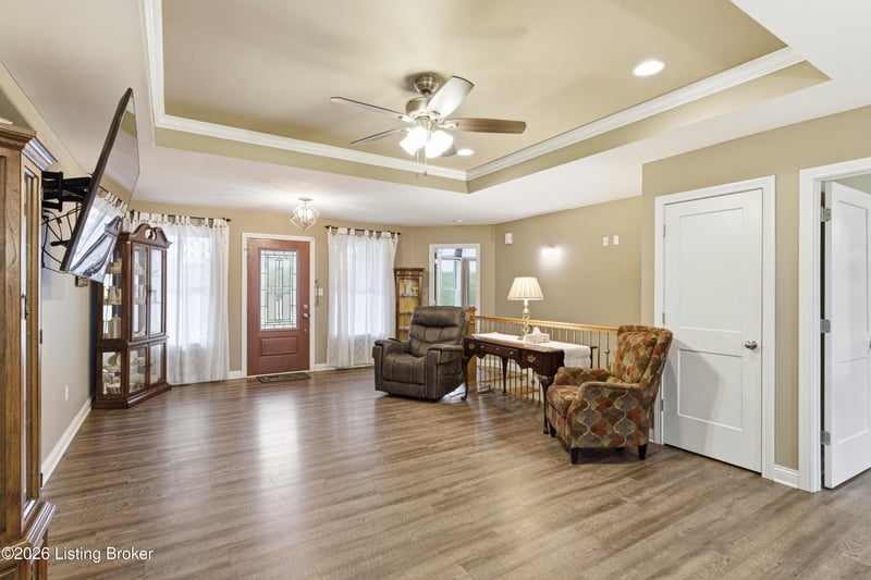 738 Mike Brown Ln, Taylorsville, KY 40071