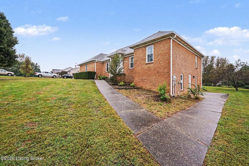 74 Stephanie Ave, Taylorsville, KY 40071