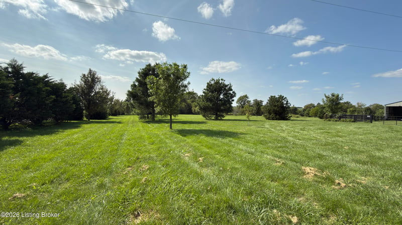 740 Banta Ln, Pleasureville, KY 40057