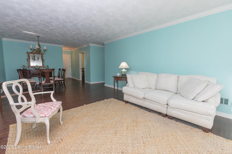 740 Zorn Ave #3F, Louisville, KY 40206