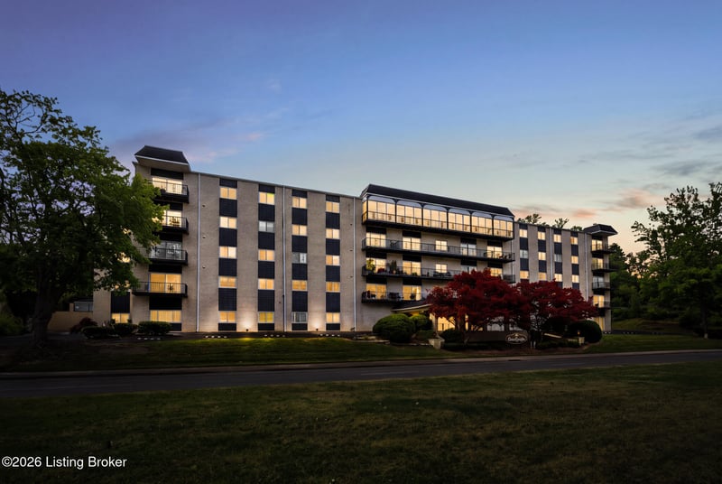 740 Zorn Ave #3F, Louisville, KY 40206