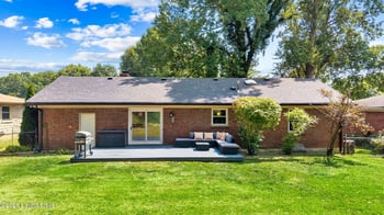 7404 Arapaho Dr, Louisville, KY 40214