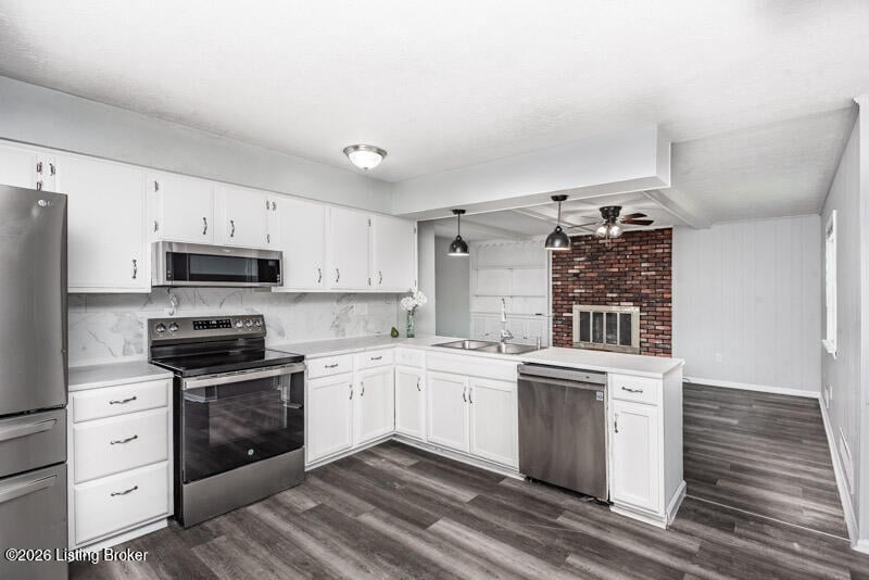 7411 Six Mile Ln, Louisville, KY 40220