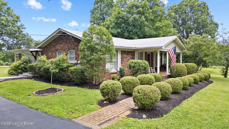 7420 Routt Rd, Jeffersontown, KY 40299