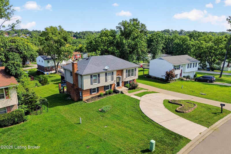 7430 E Orchard Grass Blvd, Crestwood, KY 40014