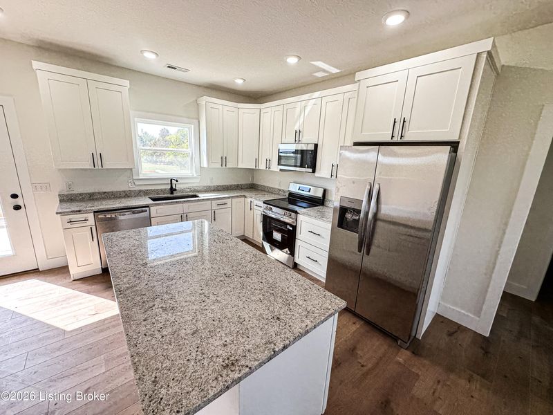 75 Chett Ln, Clarkson, KY 42726
