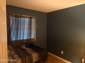 7502 Hallmark Dr, Louisville, KY 40258