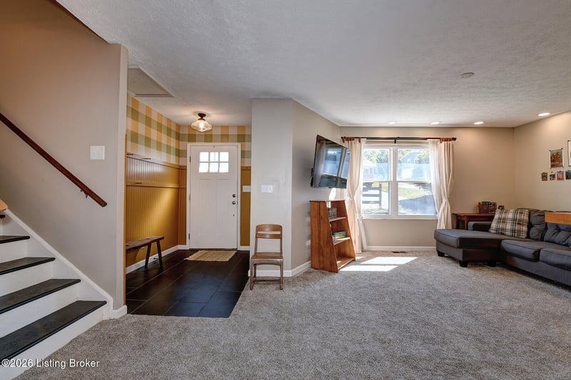 7510 E Orchard Grass Blvd, Crestwood, KY 40014