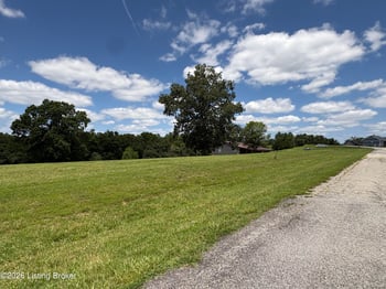 752 Camp Branch Trl, Taylorsville, KY 40071