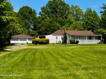 7520 Saint Andrews Church Rd, Louisville, KY 40214