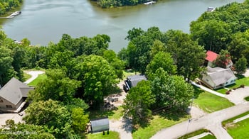755 Meadow Lake Ln, Hardinsburg, KY 40143