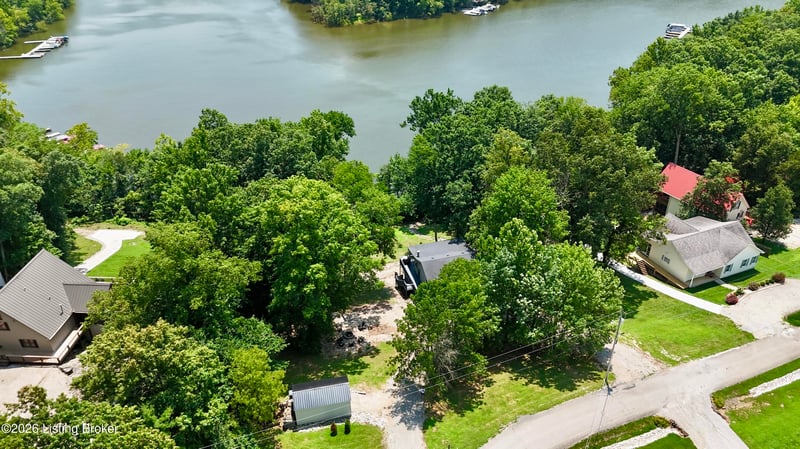 755 Meadow Lake Ln, Hardinsburg, KY 40143