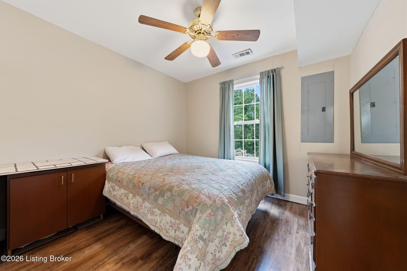 755 Sleepy Hollow Cir, Clarkson, KY 42726