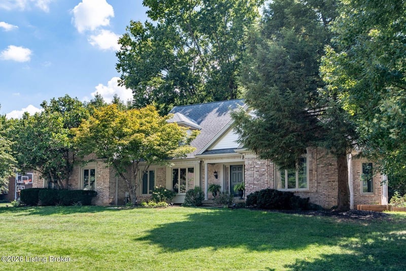 7608 Wolfspring Ct, Louisville, KY 40241
