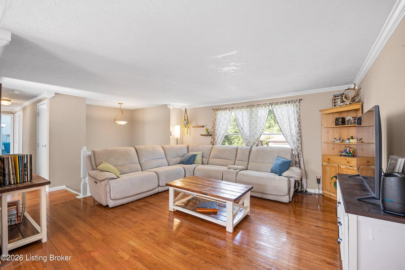 7609 Market Cart Way, Louisville, KY 40291