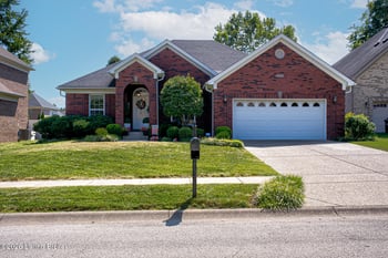 7611 Pavilion Park Rd, Louisville, KY 40214