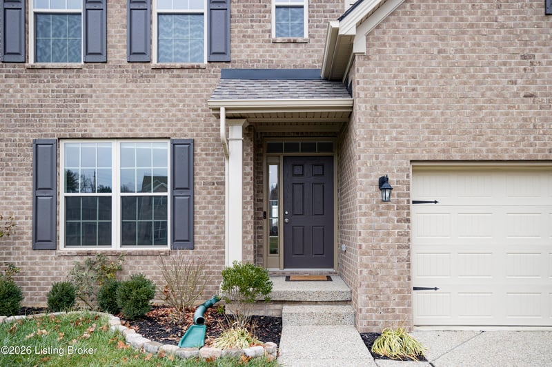 7613 Fair Ln, Louisville, KY 40291