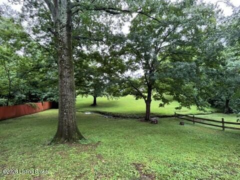 7614 Cedar Hollow Dr, Louisville, KY 40291