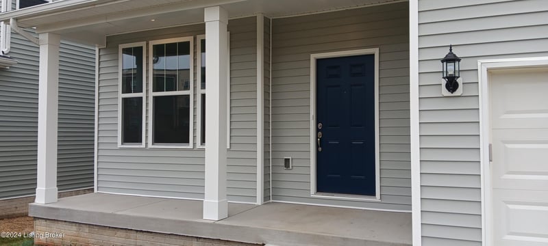 7618 Fair Ln, Louisville, KY 40291