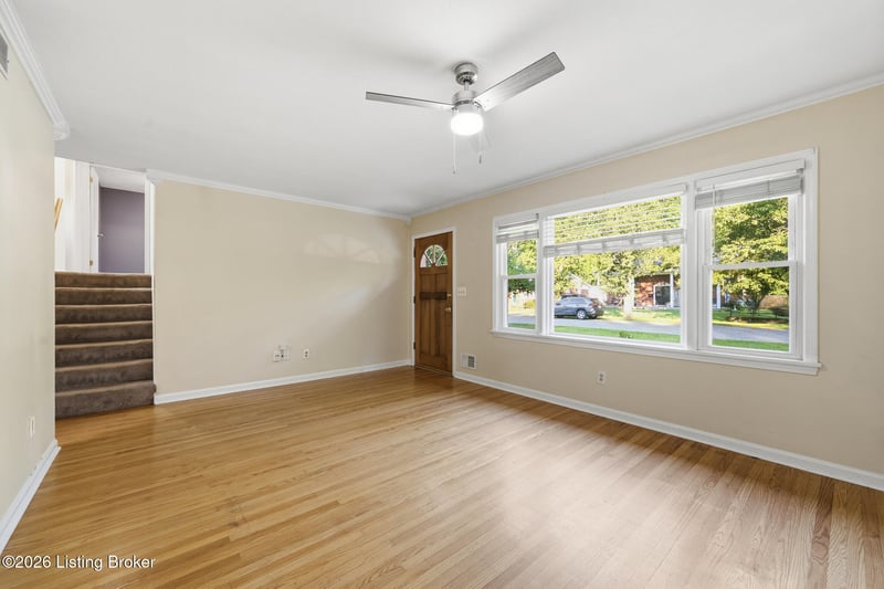 7621 Greenfield Ave, Louisville, KY 40214