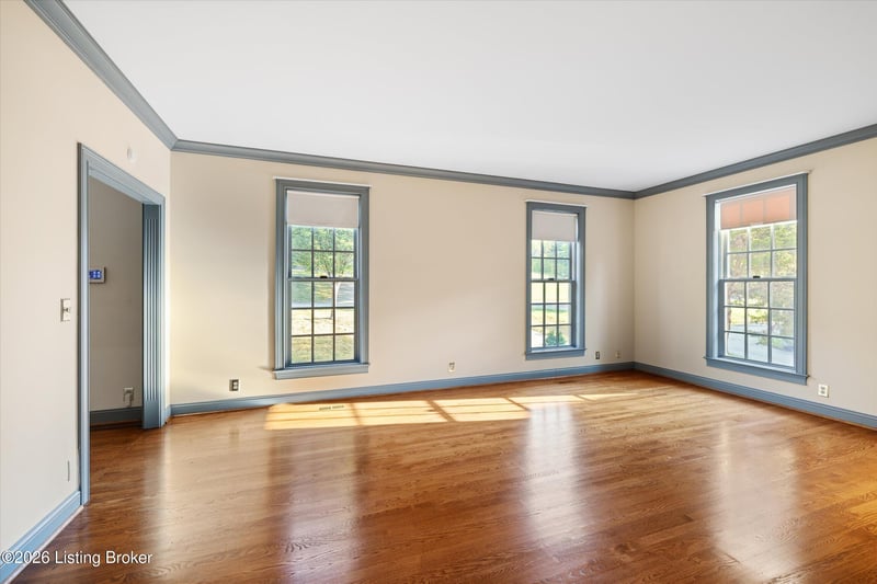 7626 Deer Meadow Dr, Louisville, KY 40241