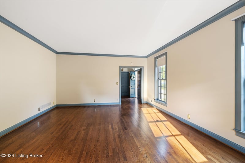7626 Deer Meadow Dr, Louisville, KY 40241