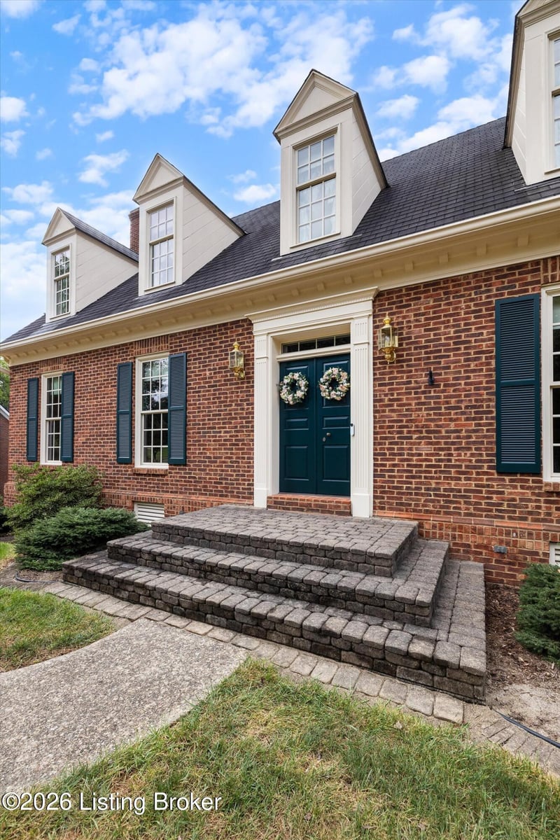 7626 Deer Meadow Dr, Louisville, KY 40241