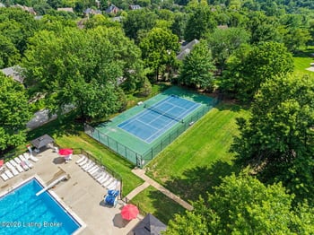 7642 Deer Meadow Dr, Louisville, KY 40241