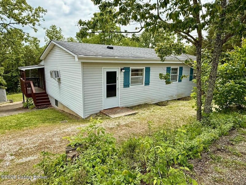 769 Whispering Pine Cir, Clarkson, KY 42726