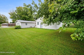 77 Greenbriar Rd, Milton, KY 40045